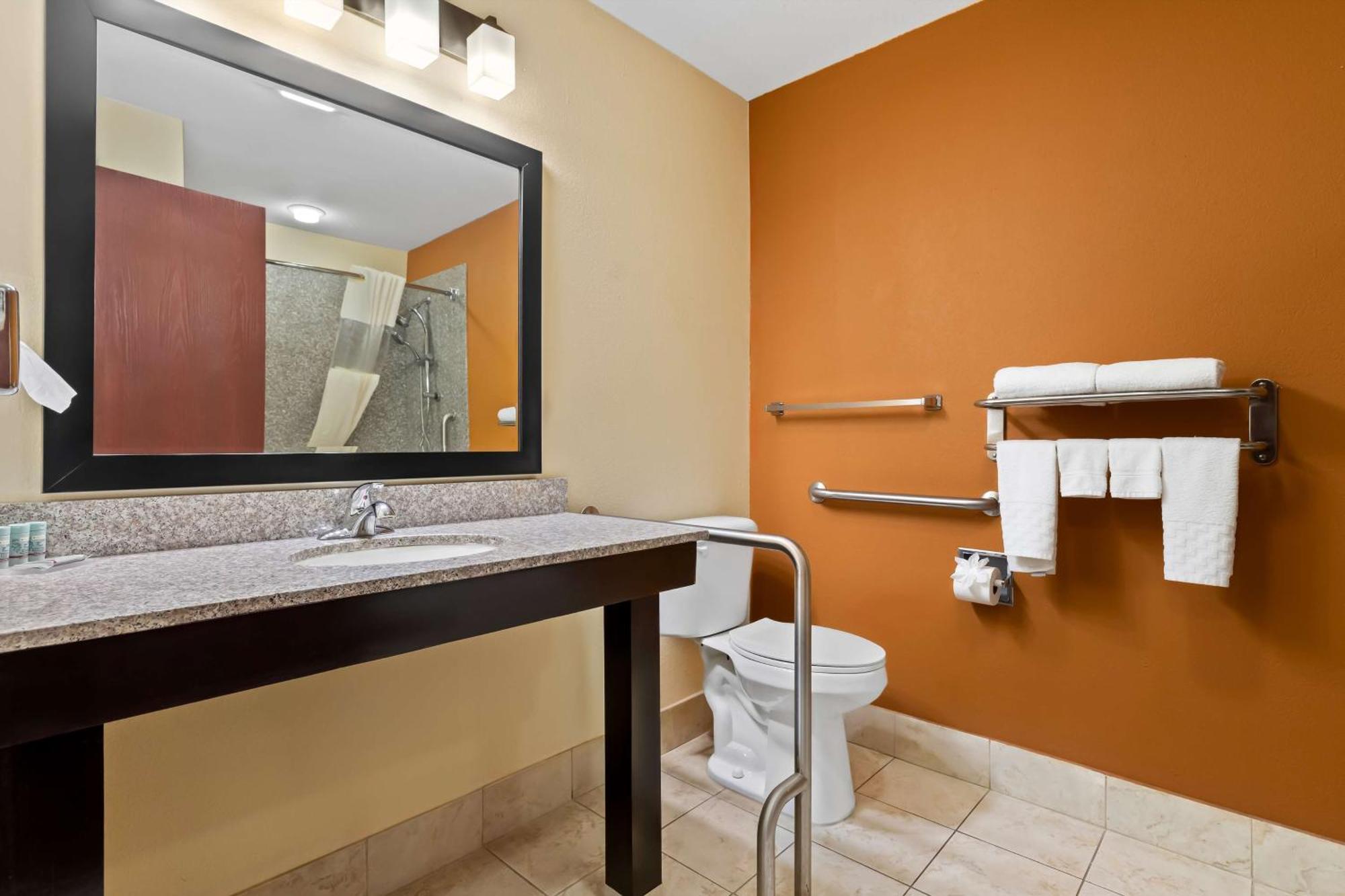 Best Western Kenosha Inn Broken Arrow Exterior photo