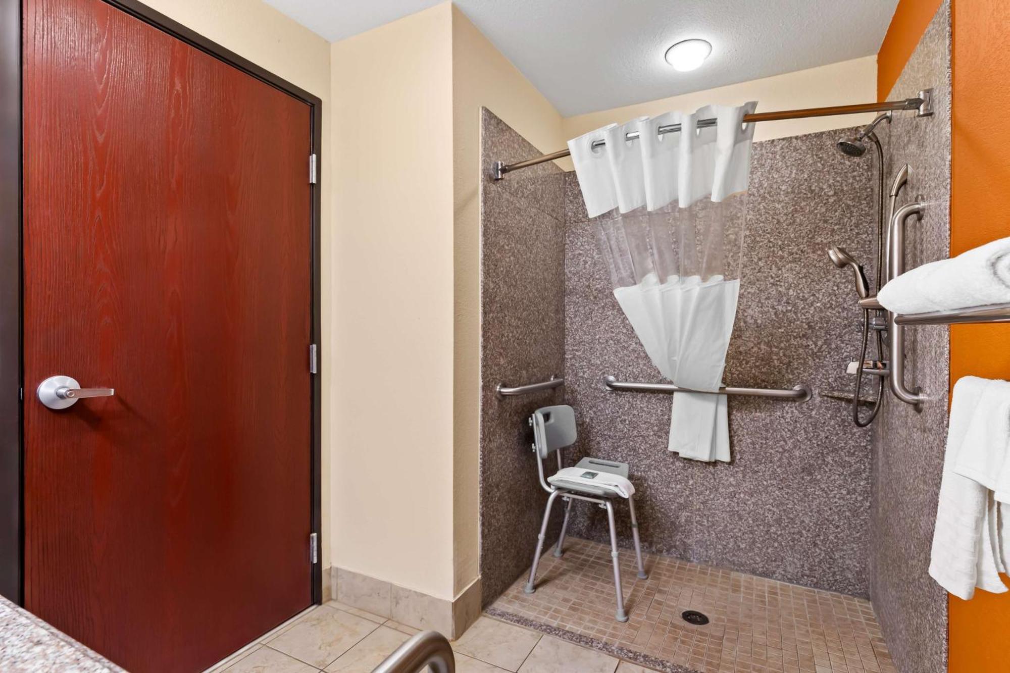 Best Western Kenosha Inn Broken Arrow Exterior photo
