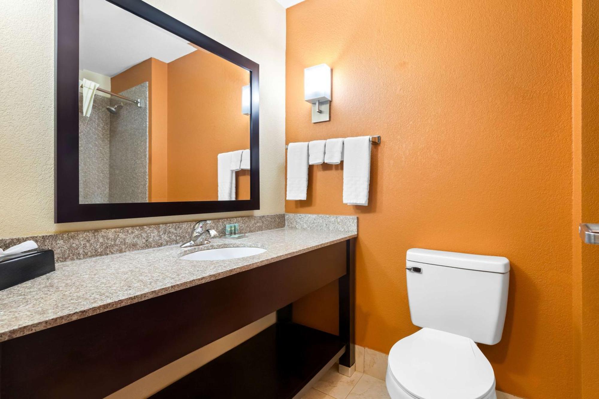 Best Western Kenosha Inn Broken Arrow Exterior photo