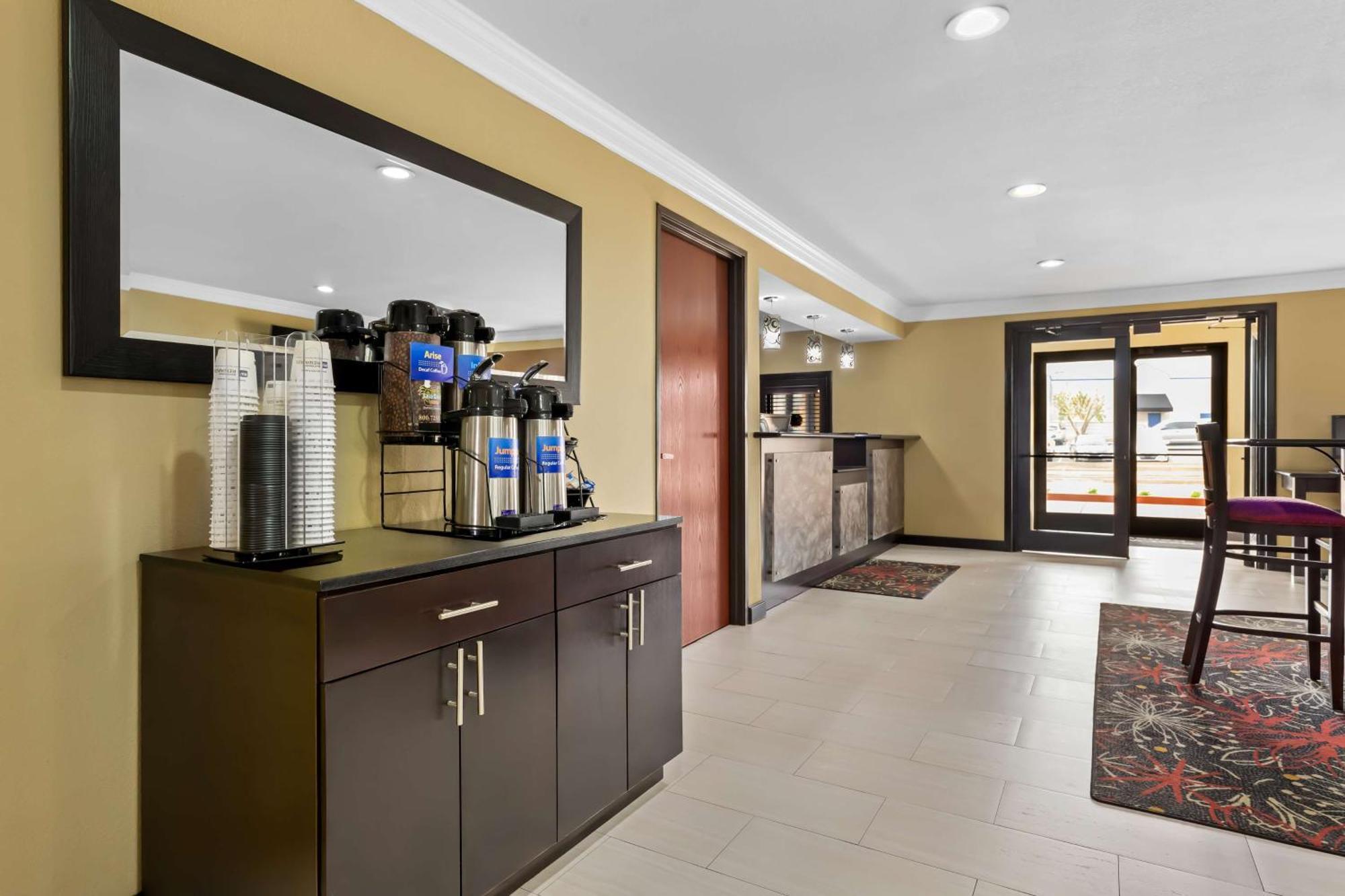 Best Western Kenosha Inn Broken Arrow Exterior photo